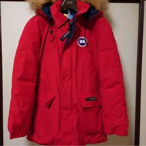 Used Women’s Canada Goose Jacket